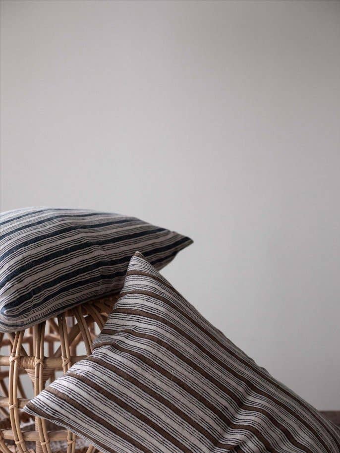 'Dino' cushion 40x60 - Brown