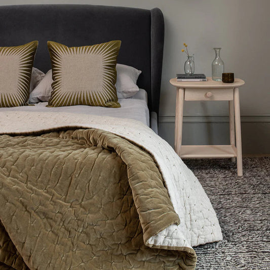 Velvet Linen Throw Green Bark 140x220