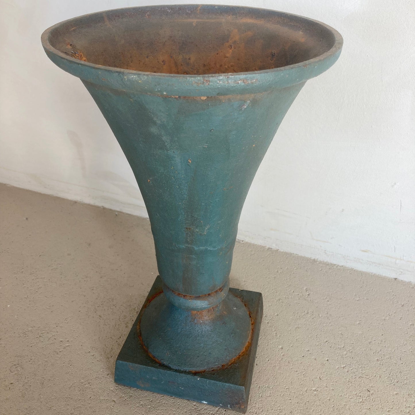 Cast Iron Urn