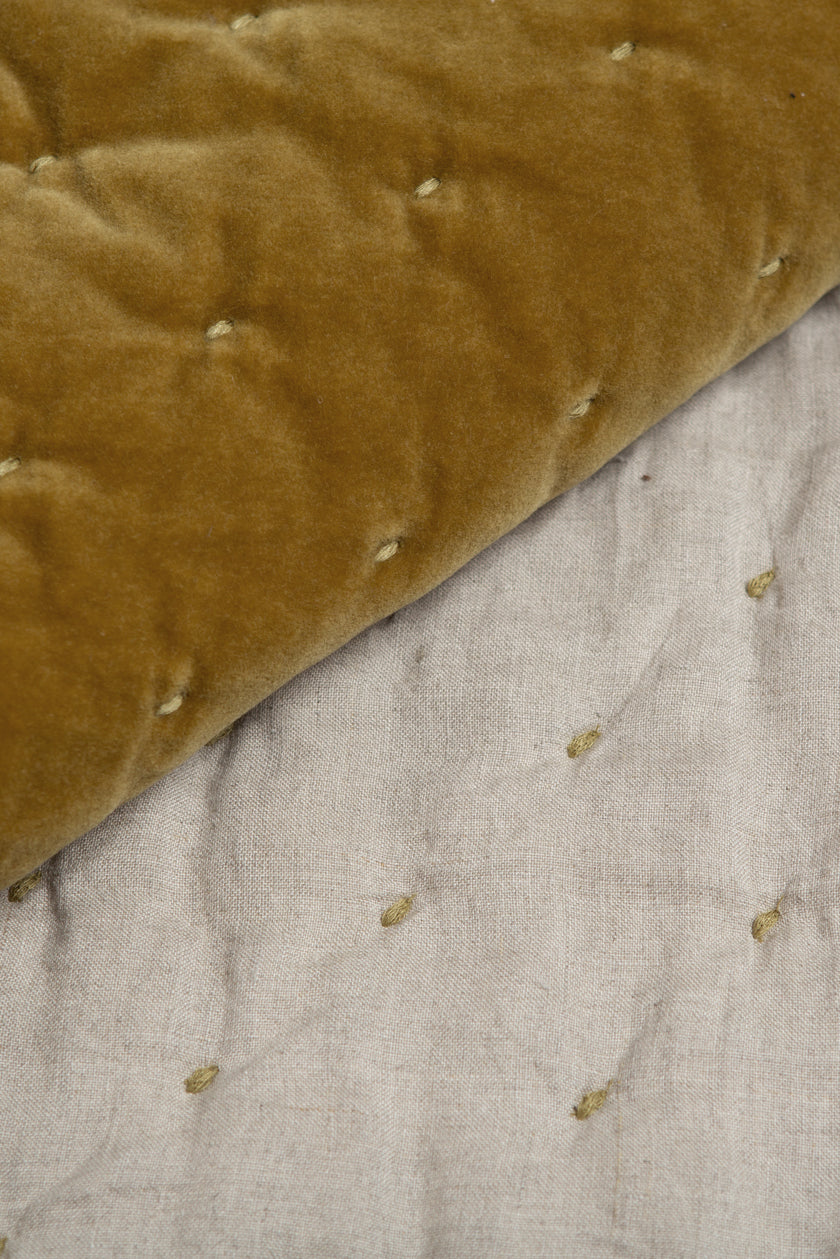 Velvet Linen Throw Golden Lichen 140x220