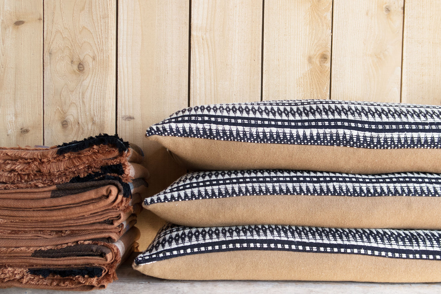 'Tagomago' Cushion