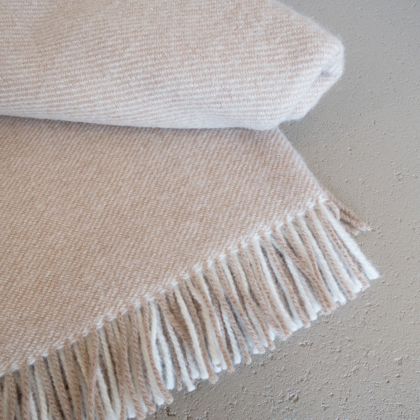 Lambs Wool Natural Two-Tone Blanket - Cream