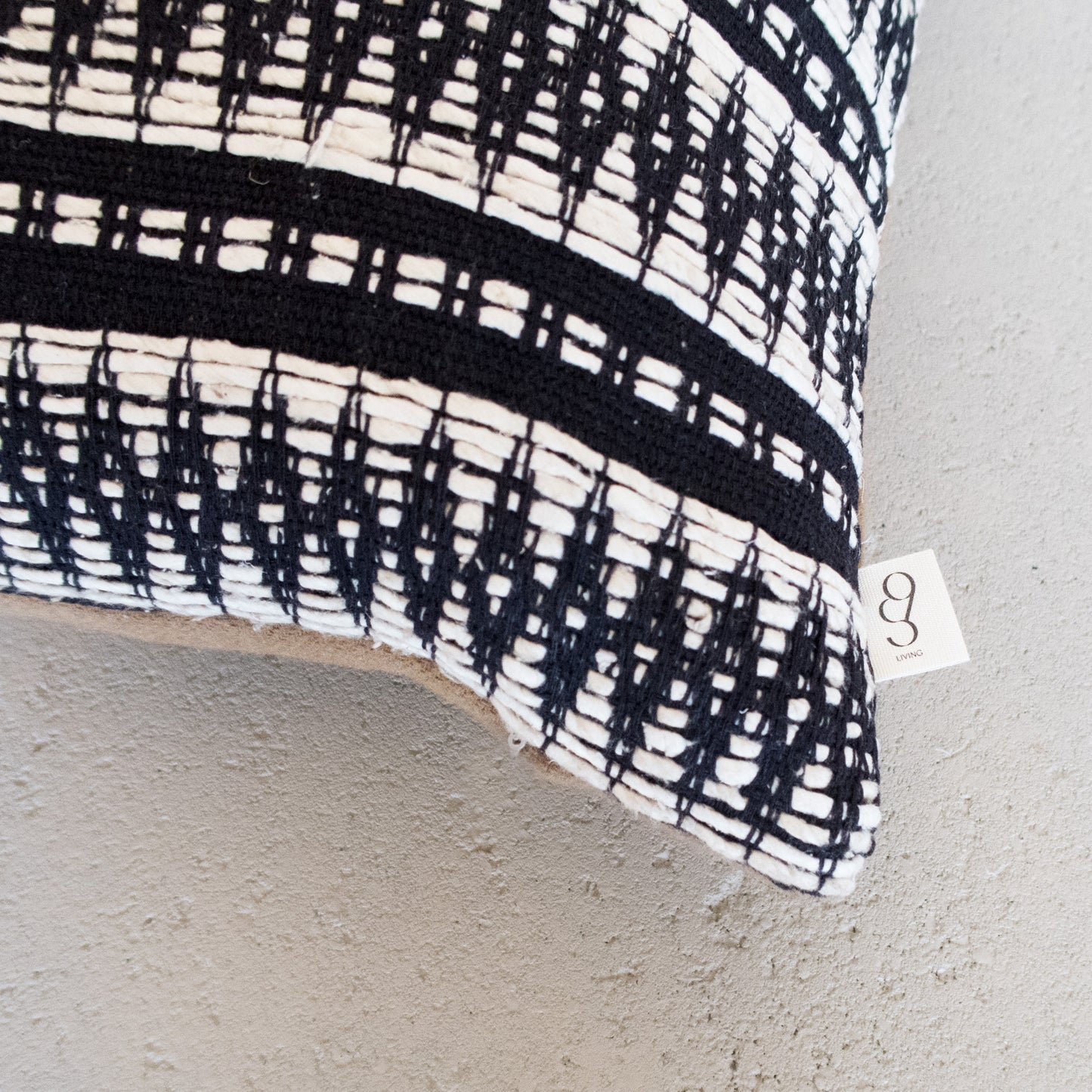 'Tagomago' Cushion