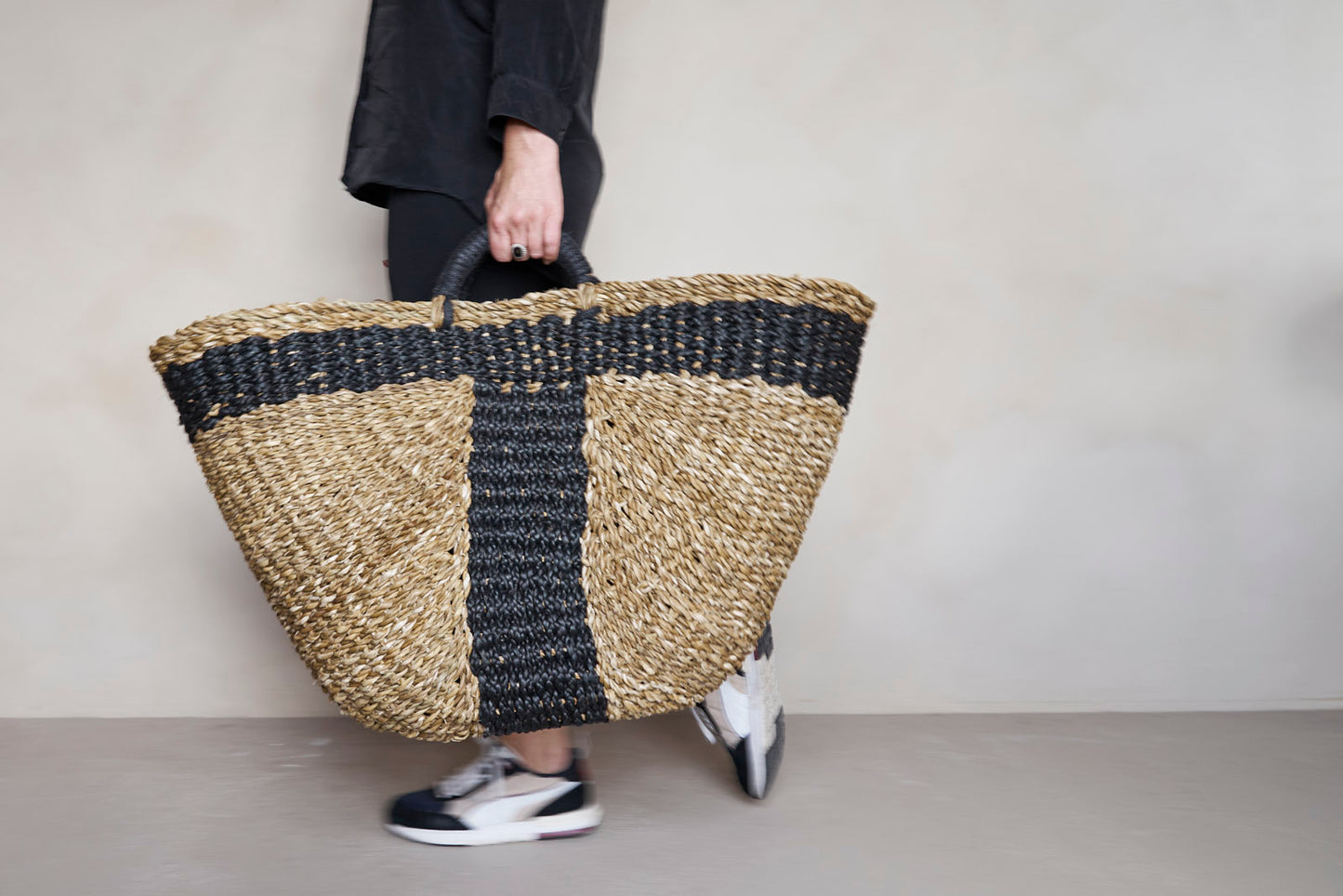 Hogla Black Jute Basket