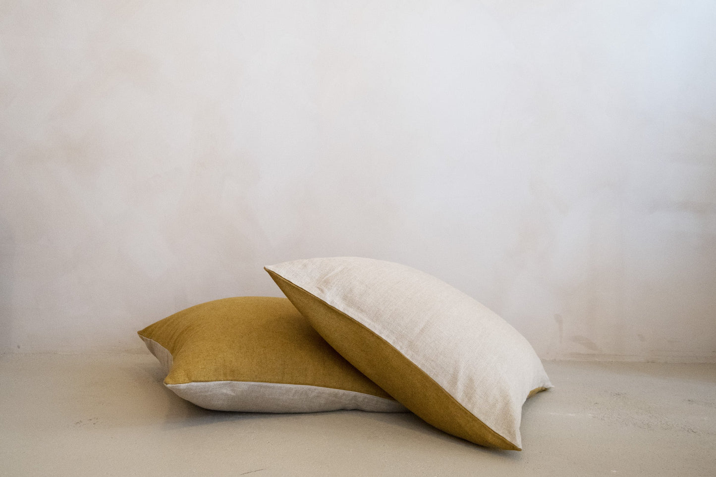 ‘Julie’ Cushion Tobacco 60x60