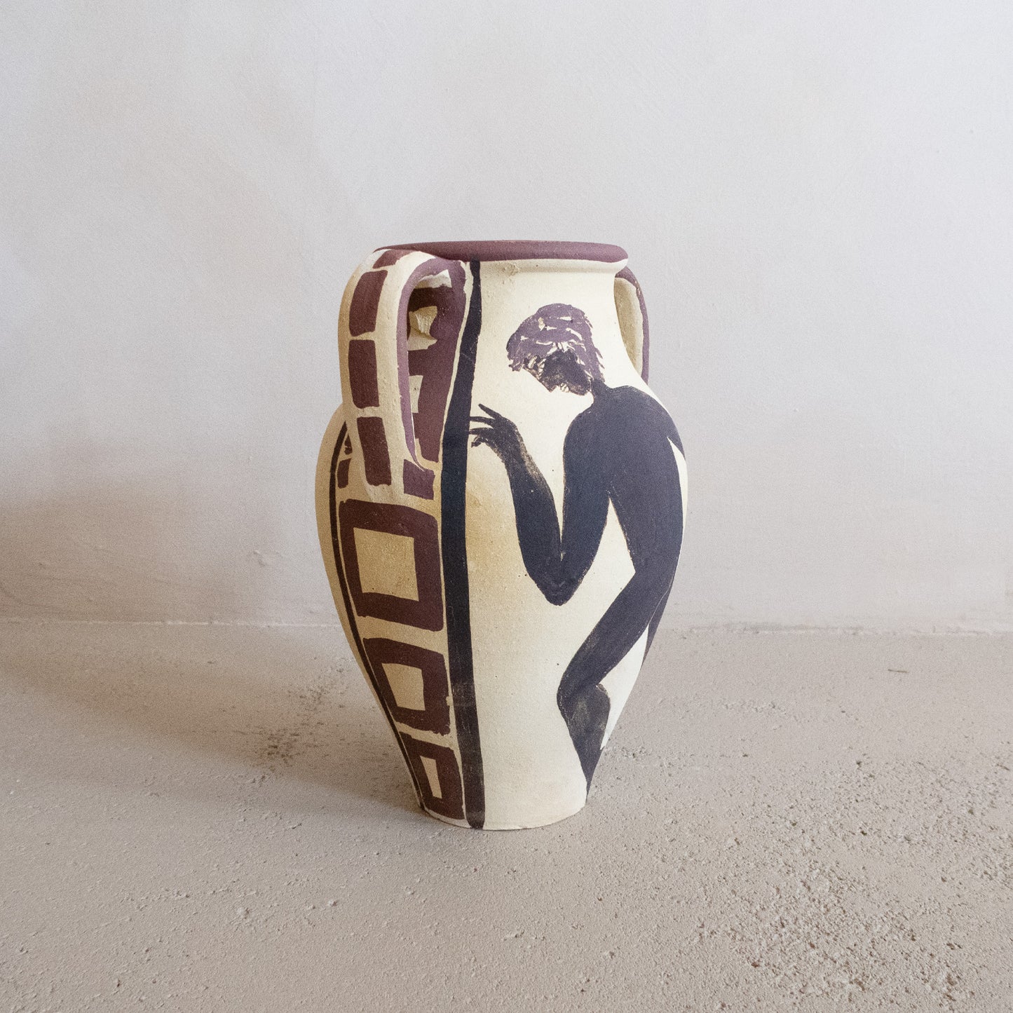 Studio 9 Living x Yolande Beer Terracotta Pot 2