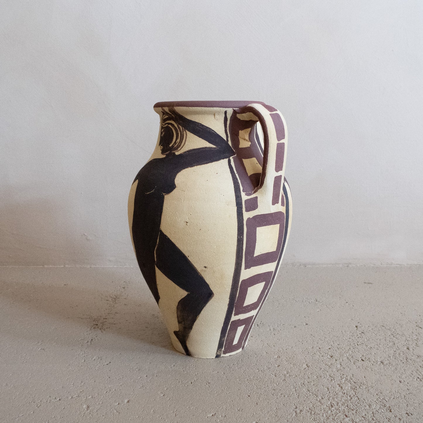 Studio 9 Living x Yolande Beer Terracotta Pot 2