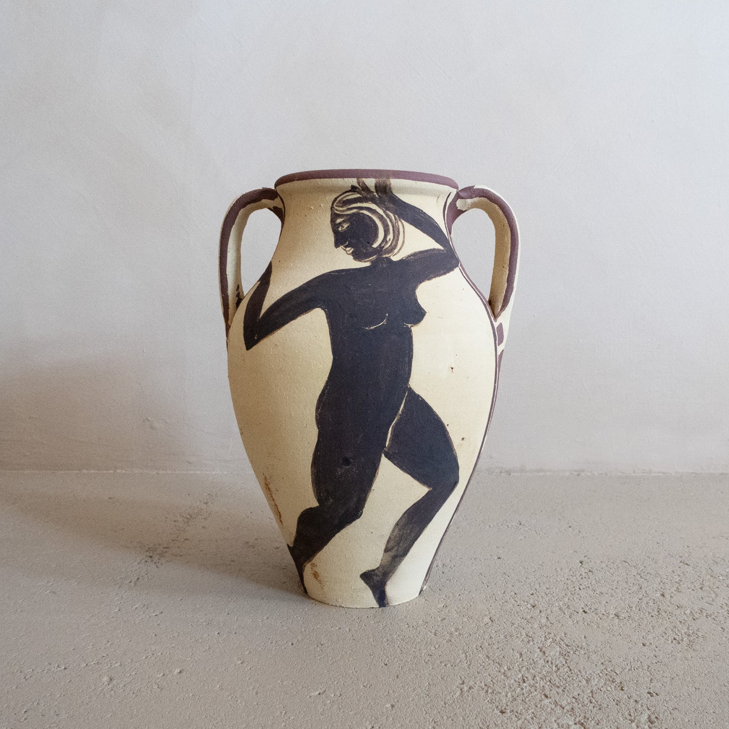 Studio 9 Living x Yolande Beer Terracotta Pot 2