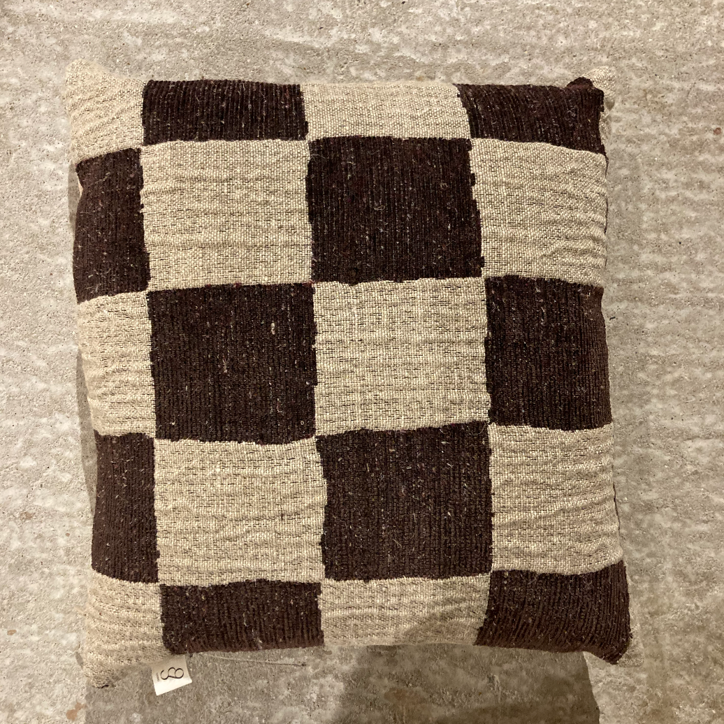 'Babs' Cushion 45x45